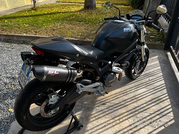 Ducati Monster 696 + accessori