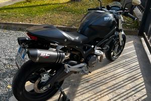Ducati Monster 696 + accessori