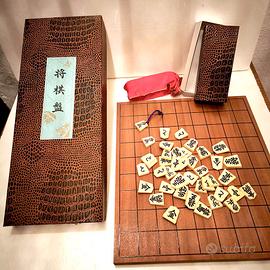 shogi gioco giapponese con scacchiera originale