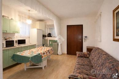 2 LOCALI A CADONEGHE