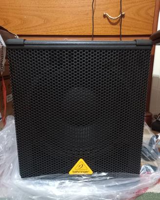 Subwoofer attivo Behringer B1200D-PRO – NUOVO