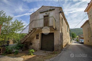 RUSTICO A MONTEBUONO