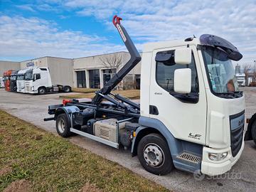 DAF 120 Q.LI SCARRABILE CON GANCIO