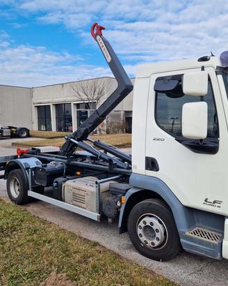 DAF 120 Q.LI SCARRABILE CON GANCIO