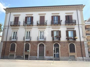 2 LOCALI A VENAFRO