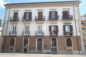 2 LOCALI A VENAFRO