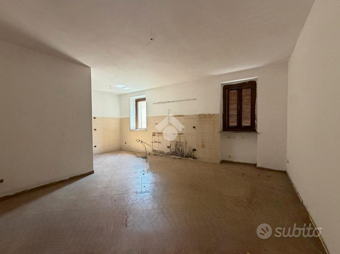 Appartamento – Borgolavezzaro - Vista 4