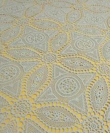 Copriletto ad uncinetto vintage