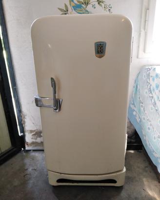 Frigorifero vintage, Rex