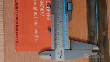 Mitutoyo calibro a corsoio serie 532