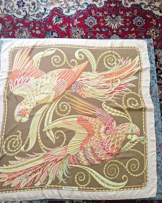 salvatore ferragamo foulard 