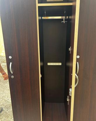 Armadietti wenge come nuovi