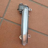 freccia specchietto BMW sx