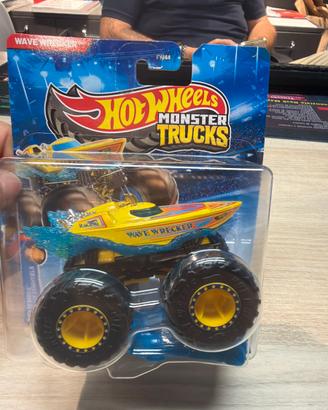 Wave wrecker monster track