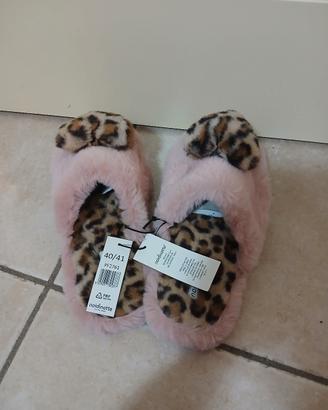 Pantofole invernali donna,marca Noidìnotte. Nuove.