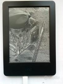 Kindle 8'generazione (No Paperwhite)Ritiro a mano