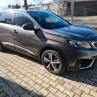 Peugeot 5008 PEUGEUT 7 POSTI