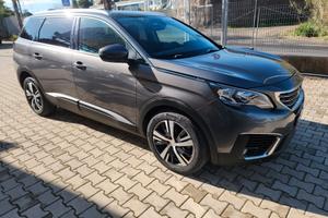 Peugeot 5008 PEUGEUT 7 POSTI