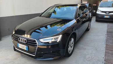 Audi A4 Avant 30 TDI S tronic Business