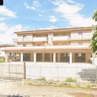 Locali commerciali di varie metrature