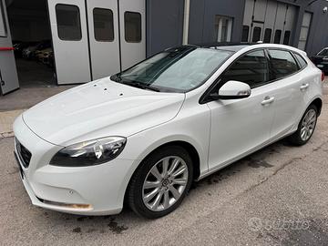 Volvo V40 D2 Business*EURO6