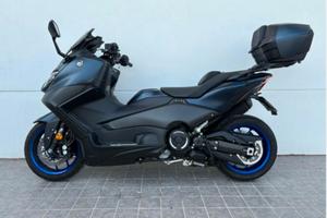 Yamaha T max 560