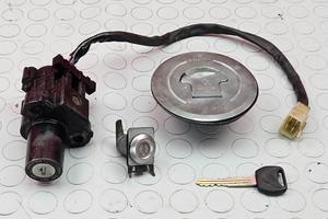 SERRATURE CHIAVI HONDA HORNET 600 2000 2002 CB F 2