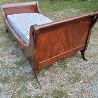 Antico Letto a Barchetta 