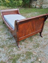 Antico Letto a Barchetta 