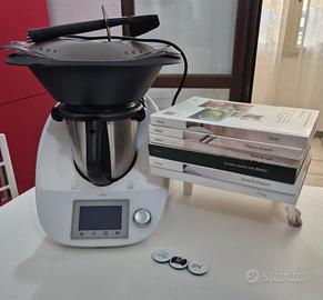 Bimby TM5 Vorwerk completo di accessori,
