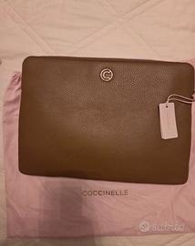 porta tablet documenti  in vera pelle coccinelle 