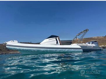 Gommone Starmar 885 Sport Cabin + 2 motori