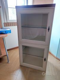 Vetrina da appendere salotto