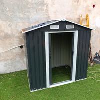 casetta porta attrezzi 