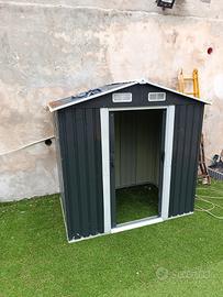 casetta porta attrezzi 