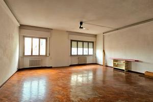 V 2453 - falconara marittima