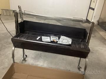 Barbecue giroarrosto usato poco