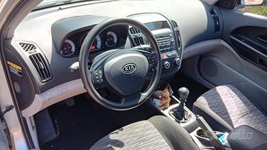 KIA C'EED 2008 Grigio Argento 1400a Benzina