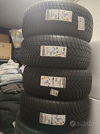255/55 R18