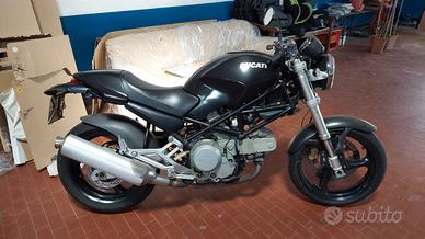 Ducati Monster 600 Dark – 2001 – 24.900 km 