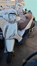 Piaggio Beverly 125/300