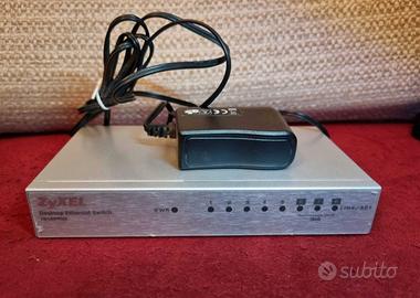 Switch ZyXEL ES-108A n°8 prese dati 10/100Mbps