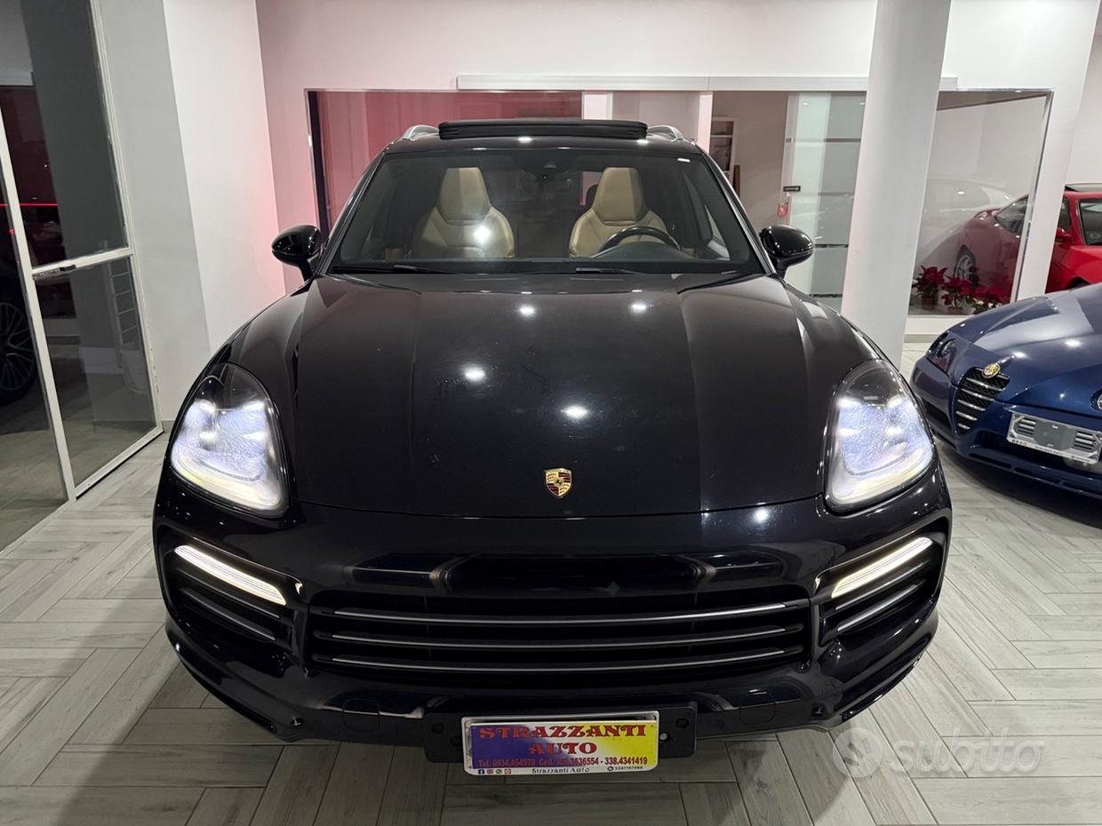 PORSCHE Cayenne 3ªs.'17-->