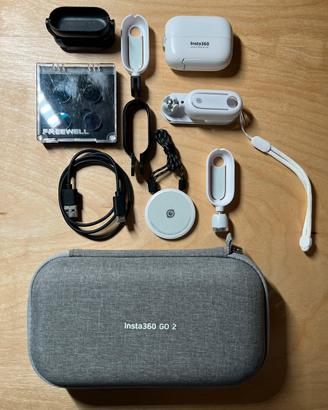 Insta 360 GO2 + Accessori