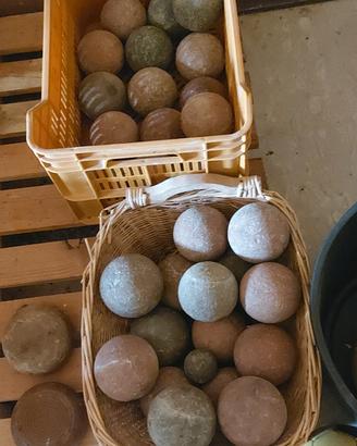 30 Bocce vintage in pietra