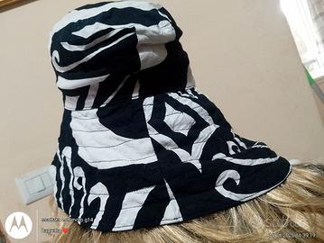 cappello Controcorrente 