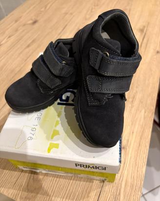 Primigi scarpe da bambino blu con strap TG.25