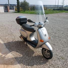 Vespa 50