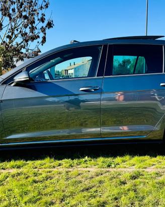 Golf 7.5 Sport- Volkswagen - 2018