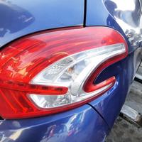 PEUGEOT 208 ANNO 2012 - STOP POSTERIORE DESTRO